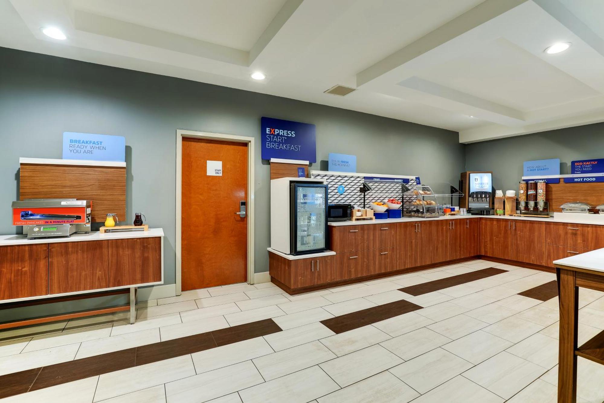 Holiday Inn Express Hotel & Suites Bryan-Montpelier By Ihg Holiday City Eksteriør bilde